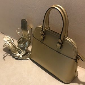Ladies shoes and bag matched